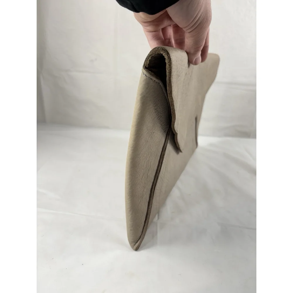 LINEA PELLE GREY LARGE LEATHER ENVELOPE CLUTCH